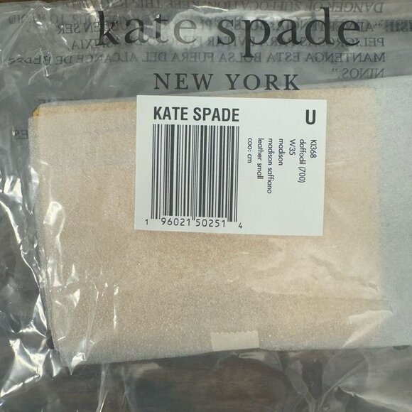 Kate Spade Madison Small Slim Card Holder in yellow Daffodil-NWT - Picture 7 of 7